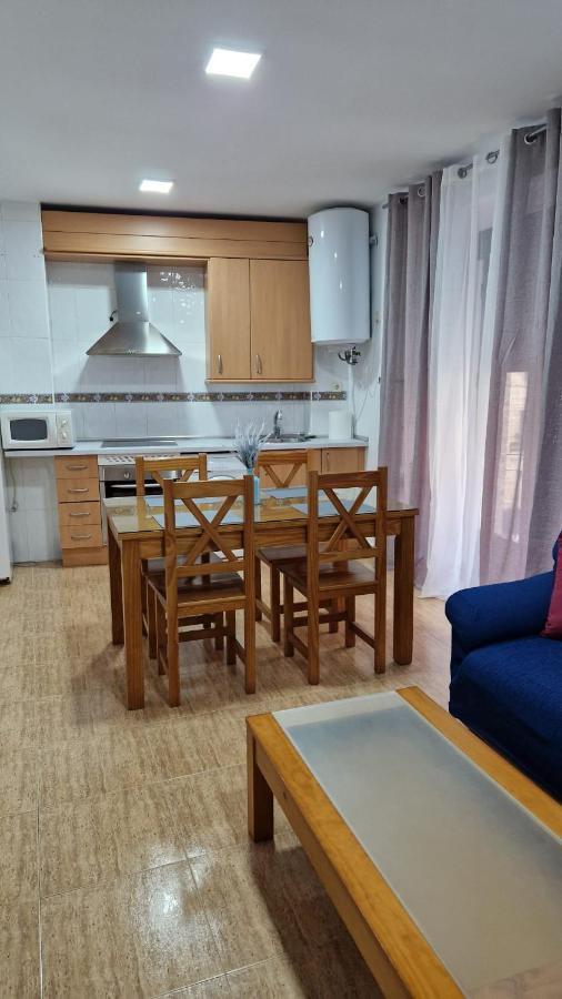 Apartamento Baeza Cozar 1 Apartment Ngoại thất bức ảnh